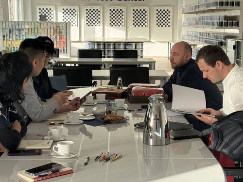 凱瑟佛山營(yíng)銷中心高管團(tuán)隊(duì)赴德考察 共商藝術(shù)涂料市場(chǎng)發(fā)展新藍(lán)圖